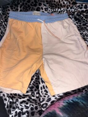Scotch & Soda Peach and Cream Split Short with Light Blue Waistband